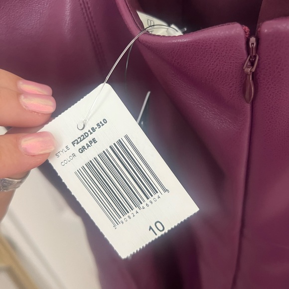 NWT SACHIN & BABI FAUX LEATHER MIDI DRESS IN GRAPE WINE - Picture 3 of 6